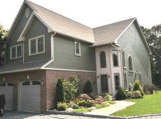 41 Buena Vista St, Swampscott, MA 01907