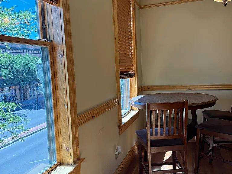 445 E Main St — Photo 8