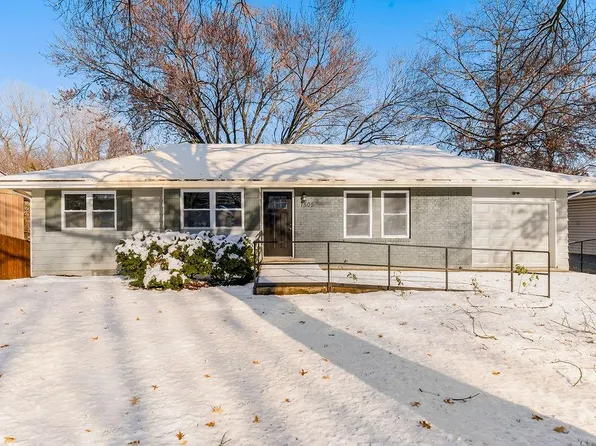1505 N 75th Dr, Kansas City, KS 66112