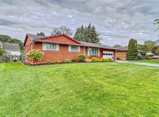 65 Towngate Rd, Rochester, NY 14626