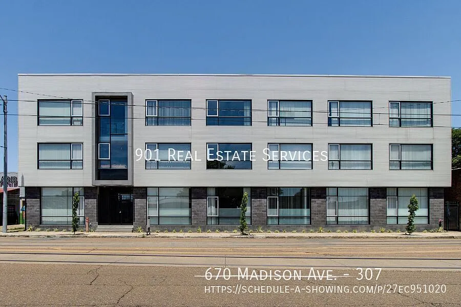 Building Photo - 670 Madison Ave #307
