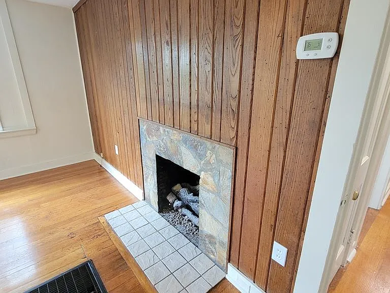 176 Riverside Dr — Photo 7