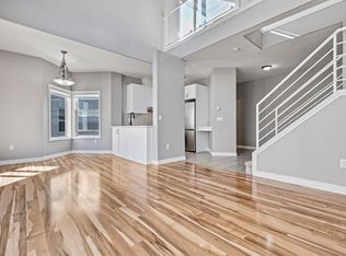 1514 E 11th St SW #1207, Calgary, AB T2R1G9