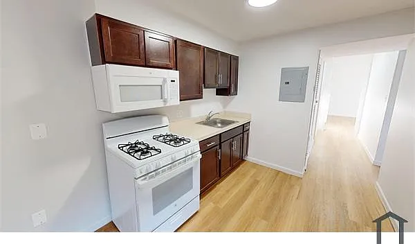 125 Yuma St SE #108 — Photo 10