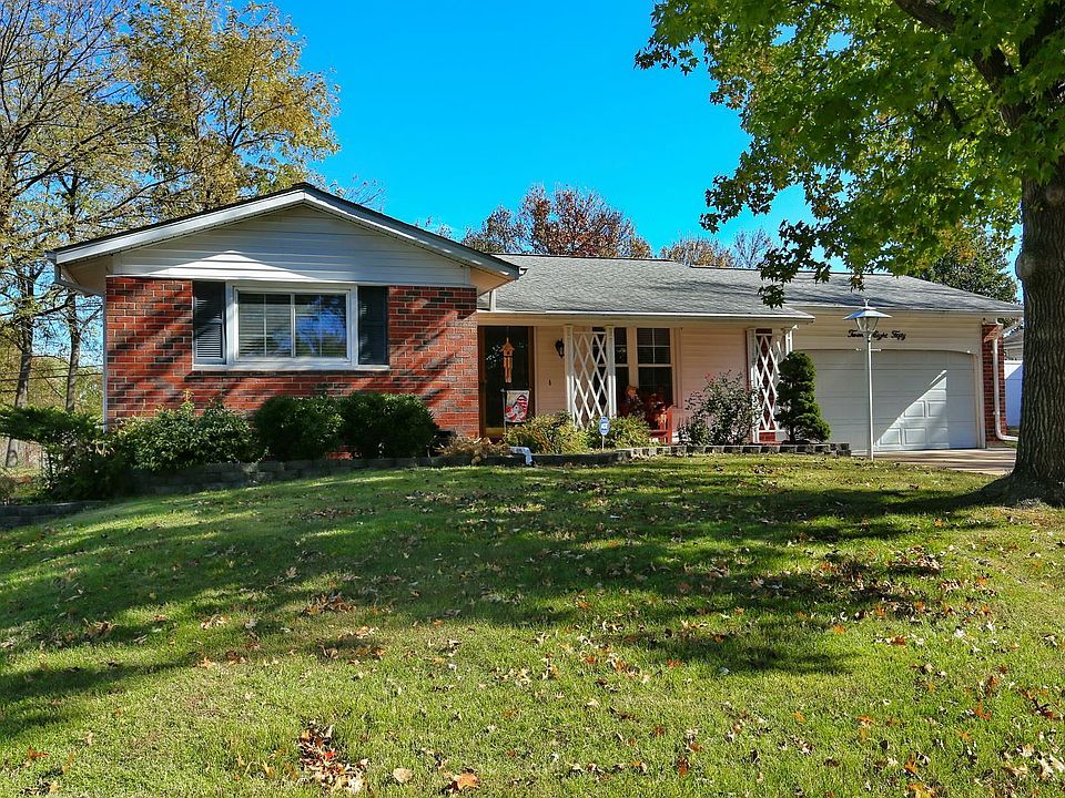 1st image of 2850 Sussex Dr
