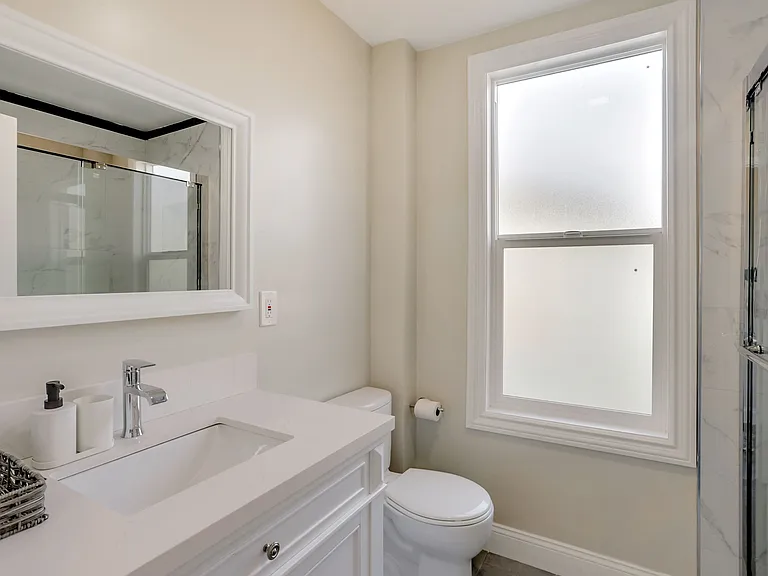 432 N 7th St — Photo 1