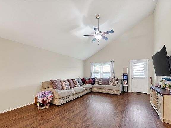 5th image of 1042 Rancho Grande Dr