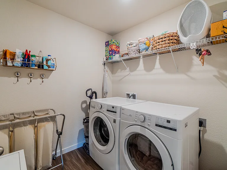 5173 Roundhouse Dr — Photo 22