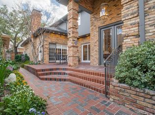 3 Queensview Ct, Dallas, TX 75225