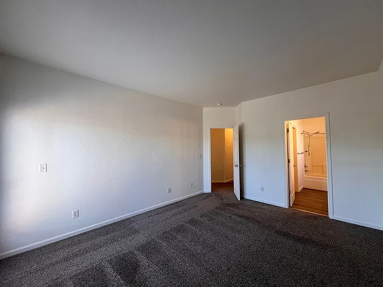 1258 Eider Cir — Photo 27