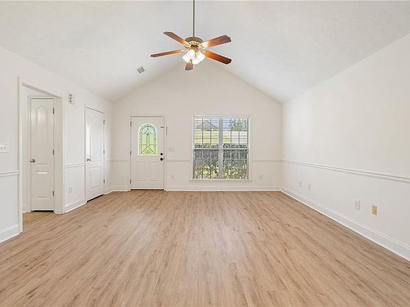 4th image of 335 Lee Road 2105