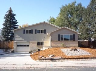 817 Delft Dr, Colorado Springs, CO 80907