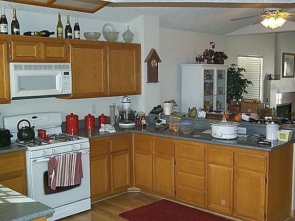 Kitchen towards dining room