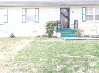 816 Goldcrest Dr, Springfield, TN 37172