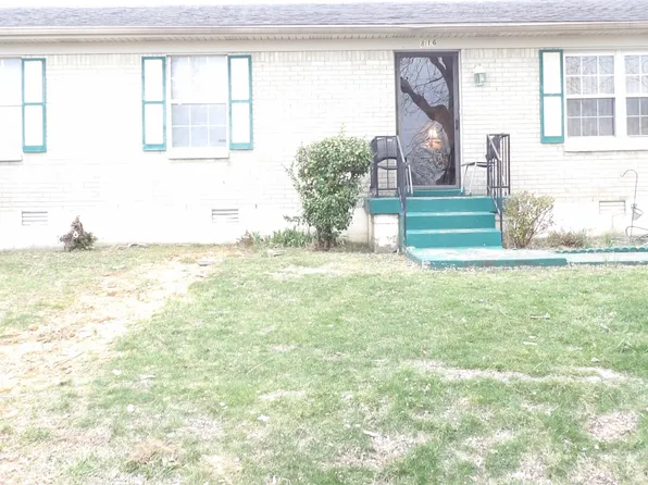816 Goldcrest Dr, Springfield, TN 37172
