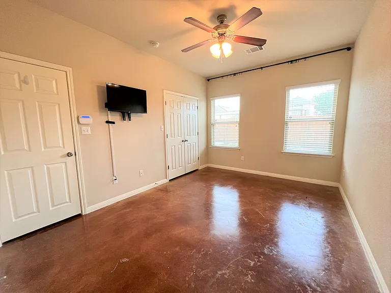 4505 Senda Ln — Photo 8