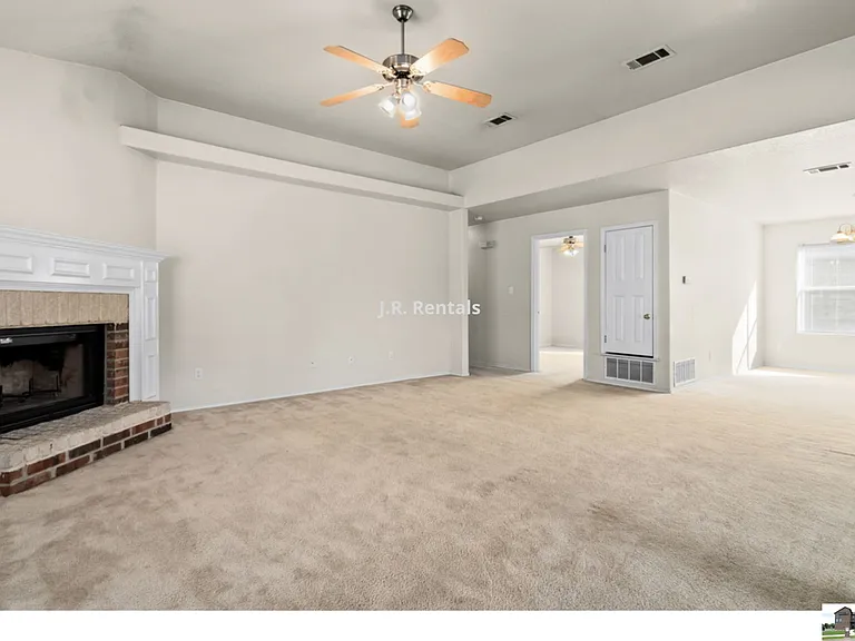 1906 Flagstaff Dr — Photo 101