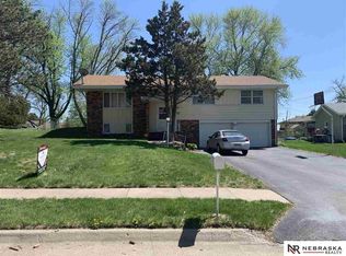 6223 Vane St, Omaha, NE 68152