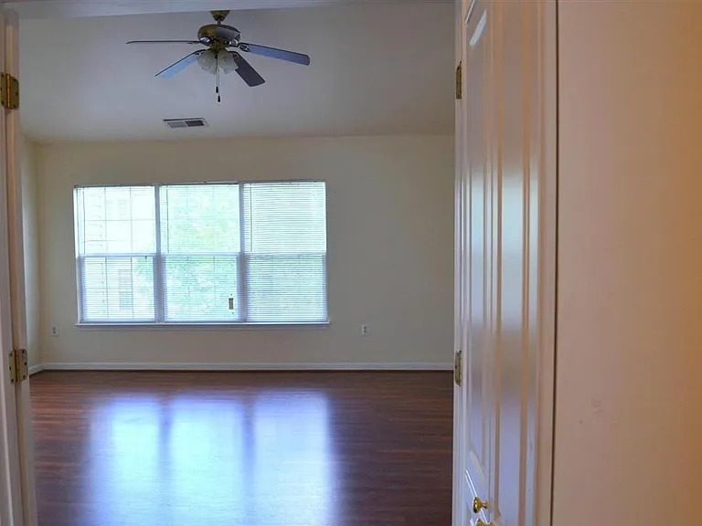 6863 Drifton Ct — Photo 18