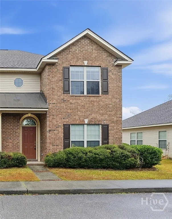 3 bed, 2.5 bath, 1494 sqft, $1,950 — Photo 2