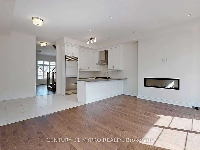 9374 Kennedy Rd — Photo 10