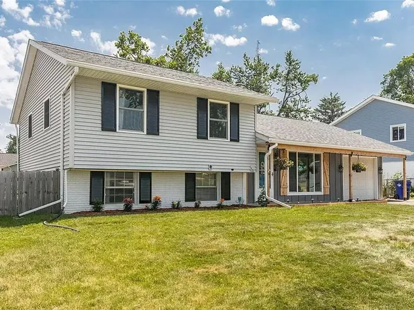 409 Norwick Rd SW, Cedar Rapids, IA 52404