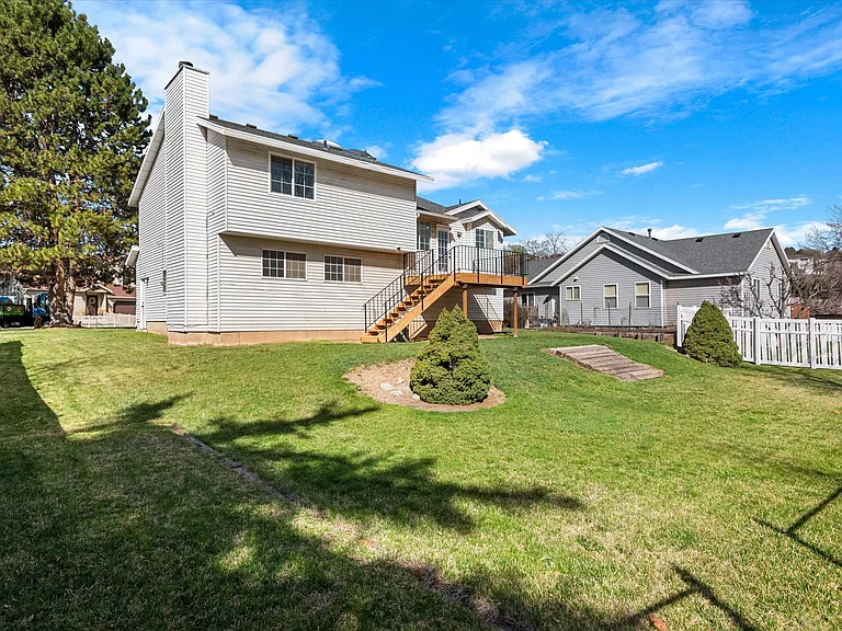 2164 N 1450 E — Photo 26