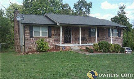 Brick Rancher in Powell, TN