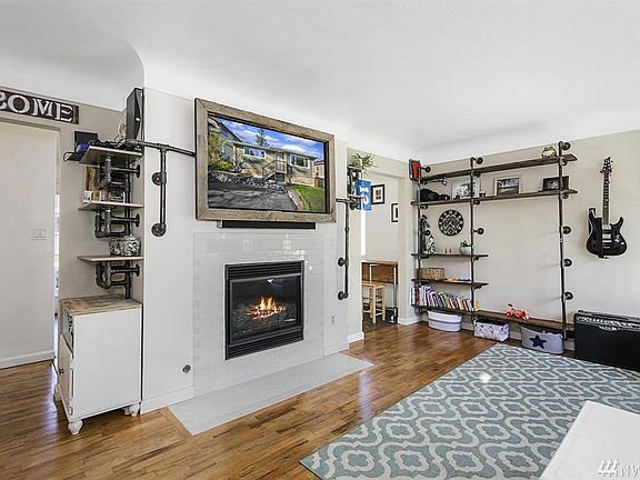 3rd image of 1134 21st St