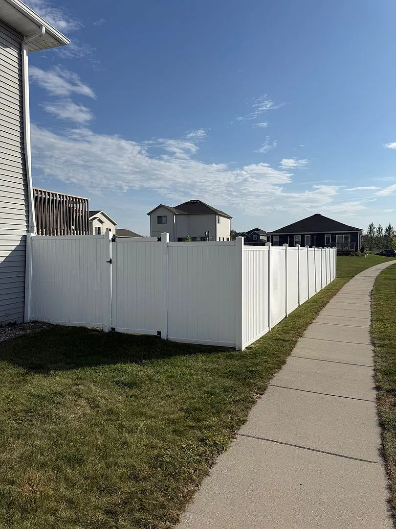 3 Bed 3 Bath Twin Home — Photo 3