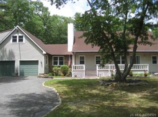 1 Genevieve Ct, Little Egg Harbor, NJ 08087