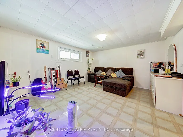 43 Aragon Ave #A — Photo 3