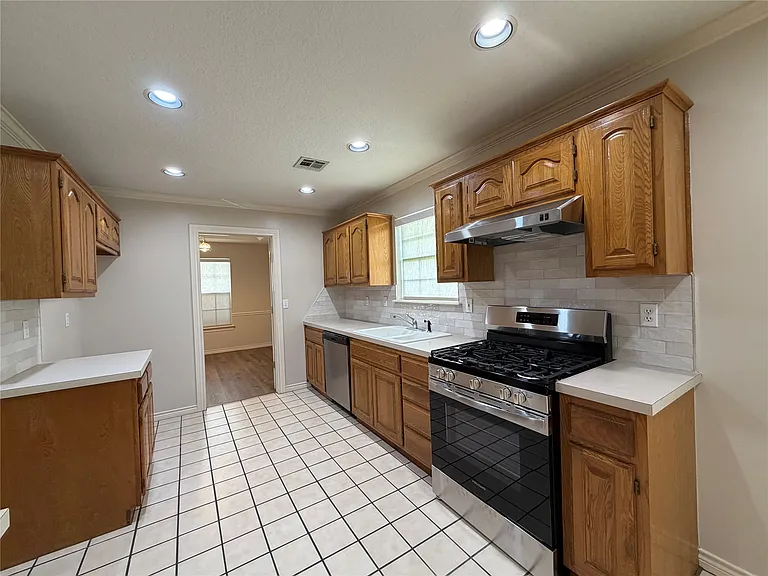 9203 S 73rd East Ave — Photo 12