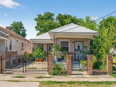 8828 Hickory St, New Orleans, LA, 70118