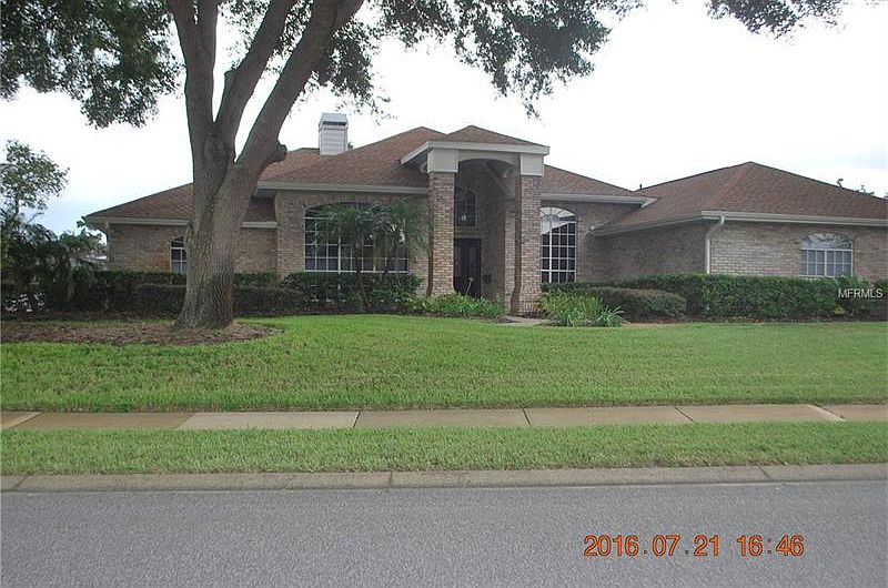 1st image of 329 Plantation Club Dr
