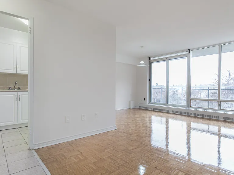 65 Halsey Ave — Photo 2