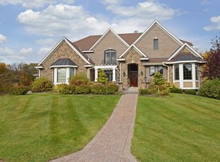 4245 Wild Meadows Dr, Medina, MN 55340