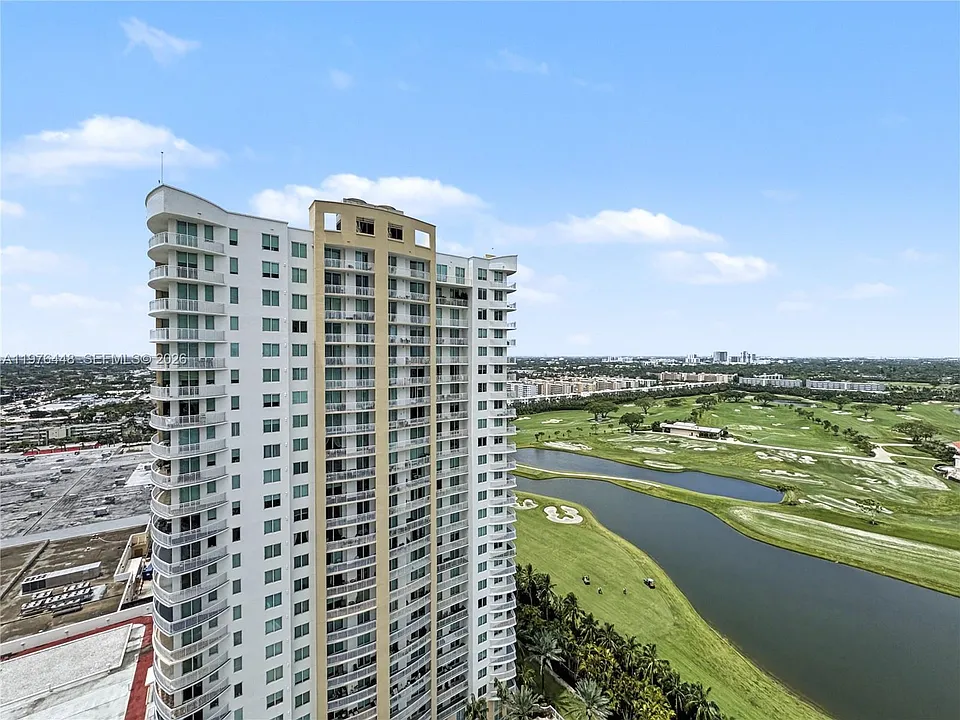 1755 E Hallandale Beach Blvd #2207E