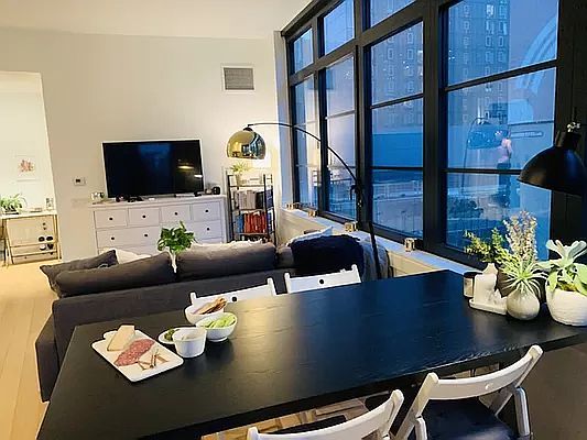 3rd image of 50 W 30th St APT 9C