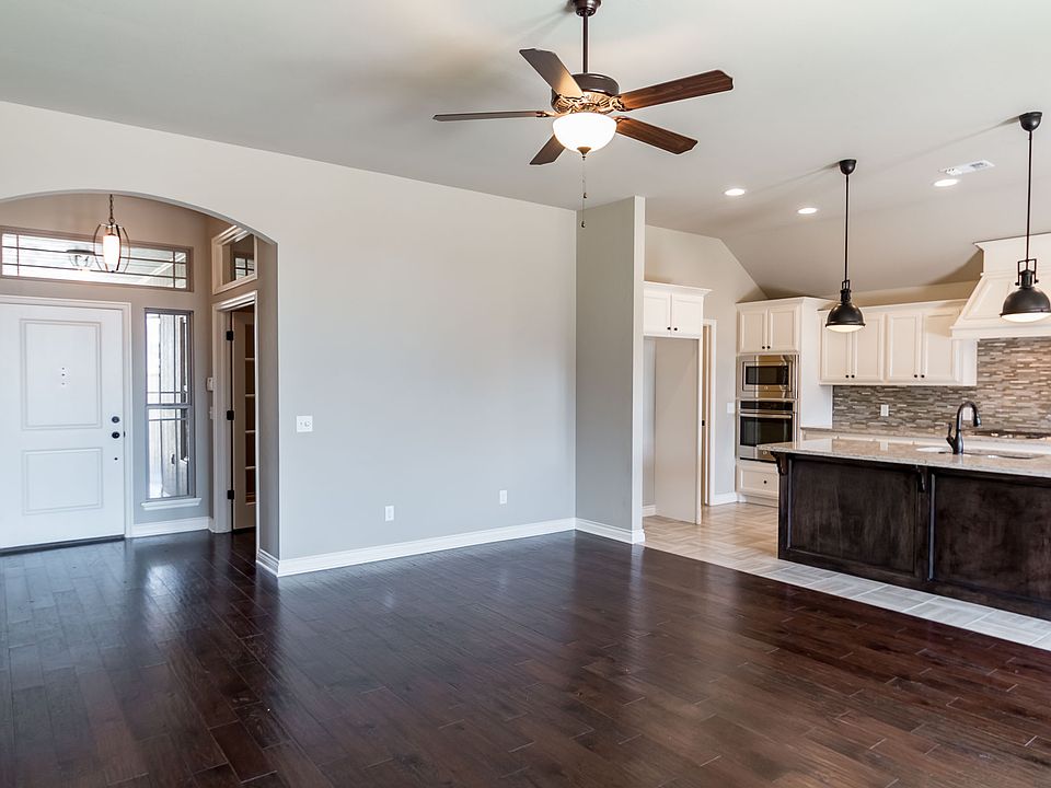 1st image of 3811 Sierra Vista Way