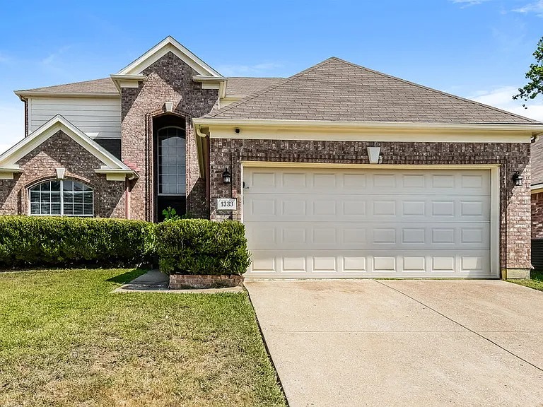 1333 Mill Wood Ln — Photo 1