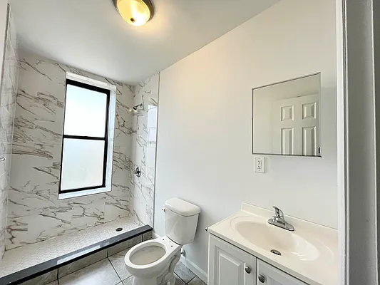 Rented by REAL New York | media 14