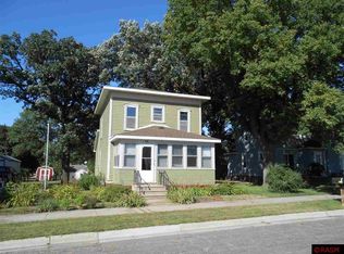 104 Greenback St NW, Sleepy Eye, MN 56085