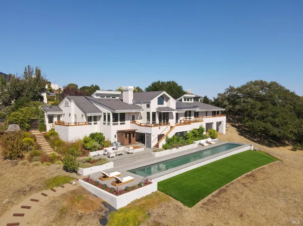 37 Nunes Drive, Novato, CA 94945