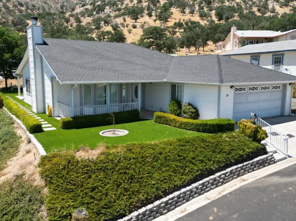 21276 White Pine Dr Space 29, Tehachapi, CA 93561