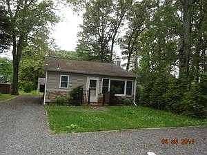 1st image of 330 Anthony Ave