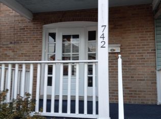 742 Spruce St, Collingdale, PA 19023