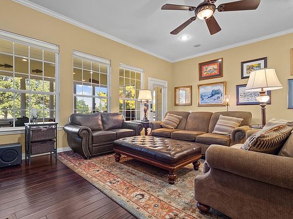 4th image of 5270 Saddle Ridge Ct
