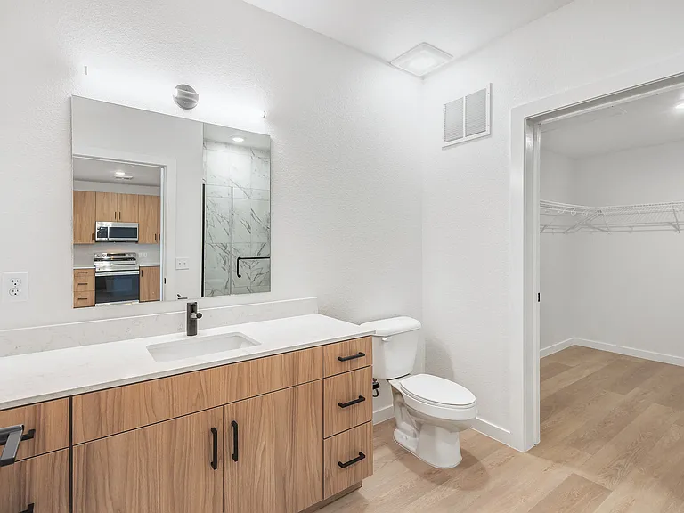 Oso Apartments — Photo 119