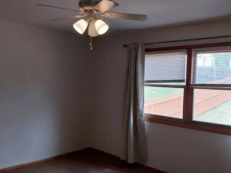5420 Hillside Dr — Photo 13